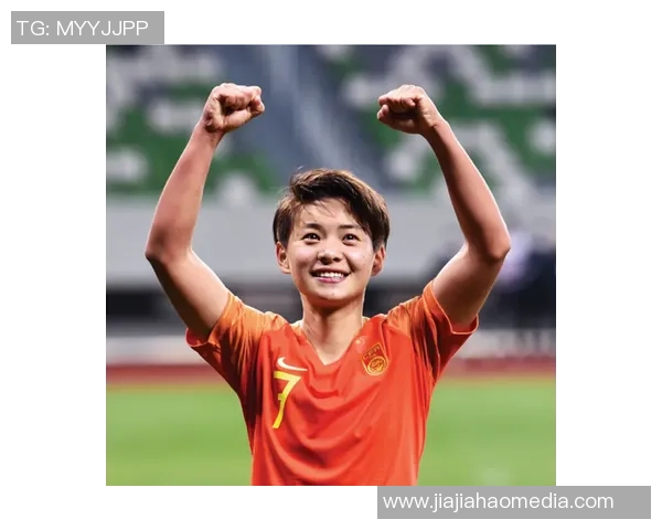 希罗娜：从青涩少年到足球巨星的奋斗历程与荣耀时刻